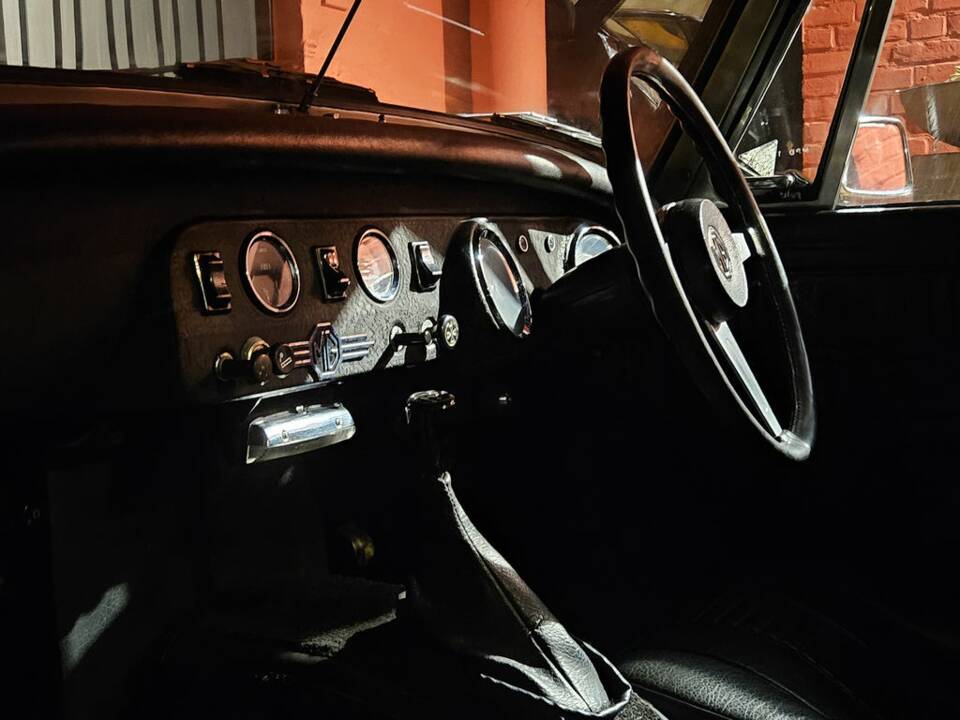 Immagine 2/8 di MG Midget 1500 (1976)