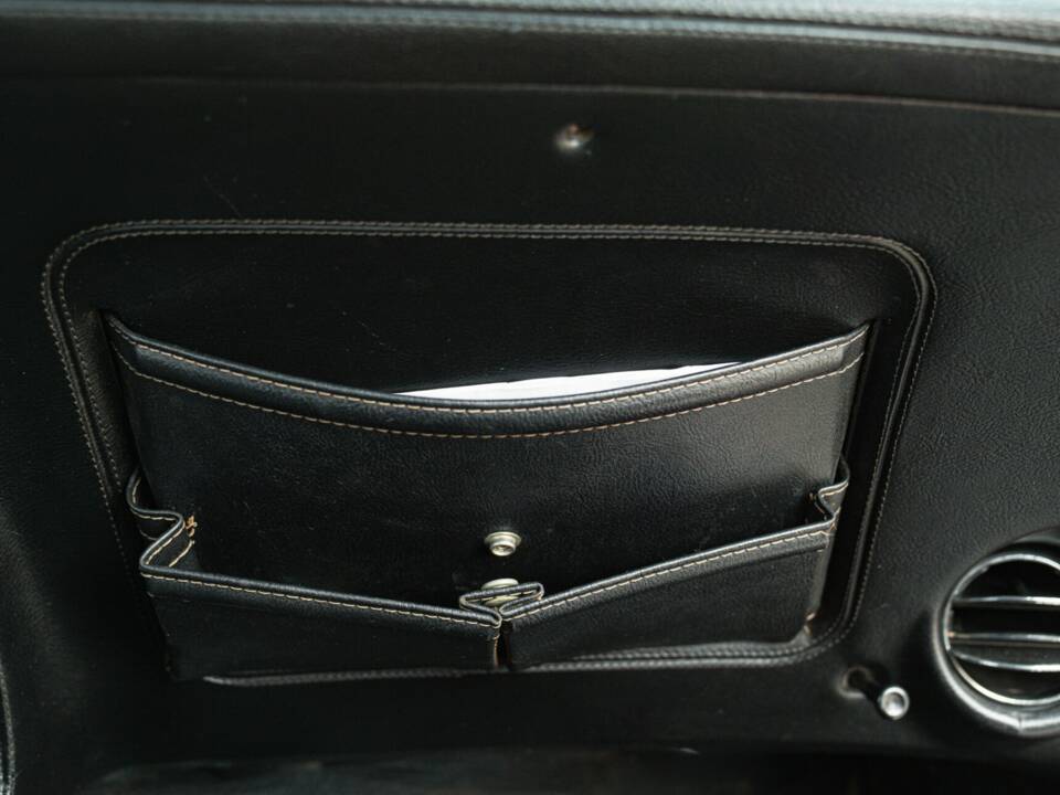 Image 48/50 of Chevrolet Corvette Stingray (1972)