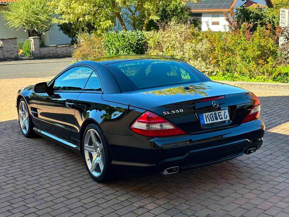 Image 5/7 of Mercedes-Benz SL 500 (2009)
