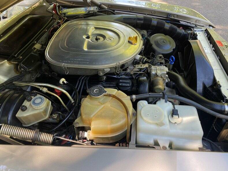 Imagen 31/50 de Mercedes-Benz 500 SL (1989)