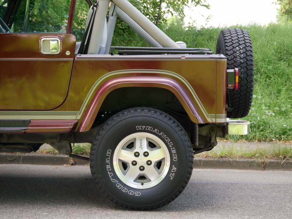 Imagen 10/23 de Jeep Wrangler YJ 4.2L (1988)