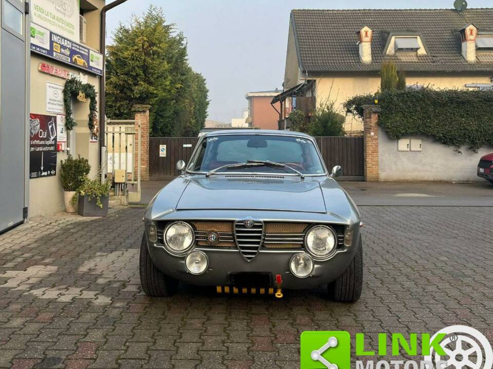 Image 4/10 of Alfa Romeo Giulia 1600 Sprint GT Veloce (1966)