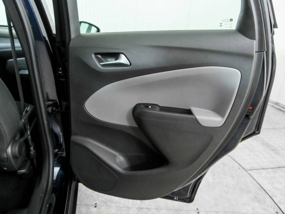 Immagine 37/50 di Opel Crossland X 1.2 Turbo (2019)