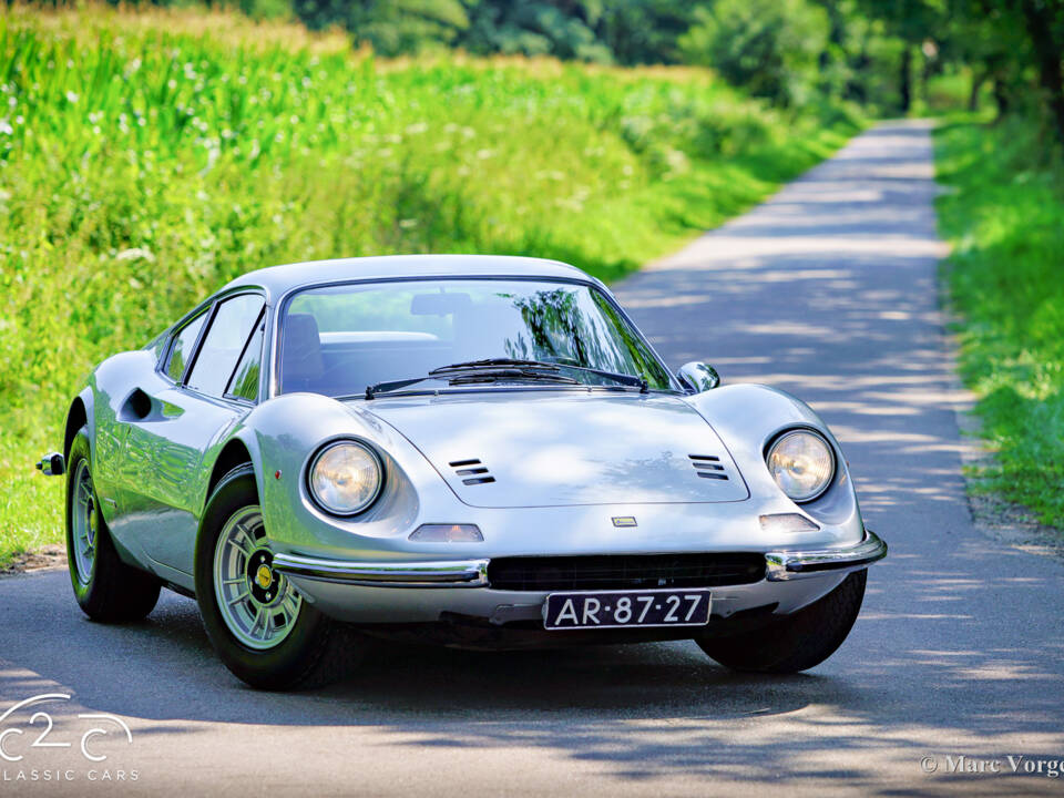 Immagine 22/73 di Ferrari Dino 246 GT (1971)