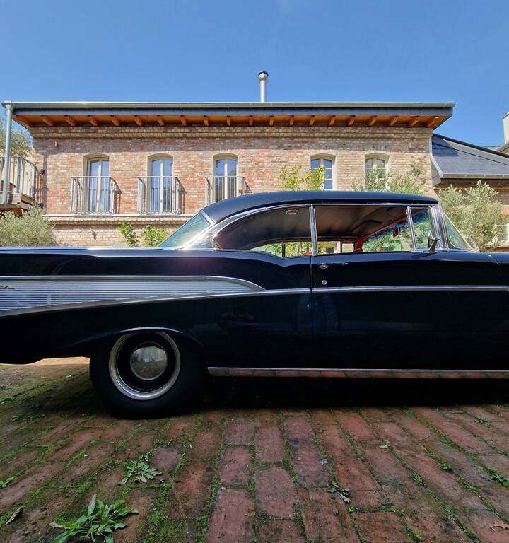 Image 19/144 of Chevrolet Bel Air Hardtop Coupe (1957)