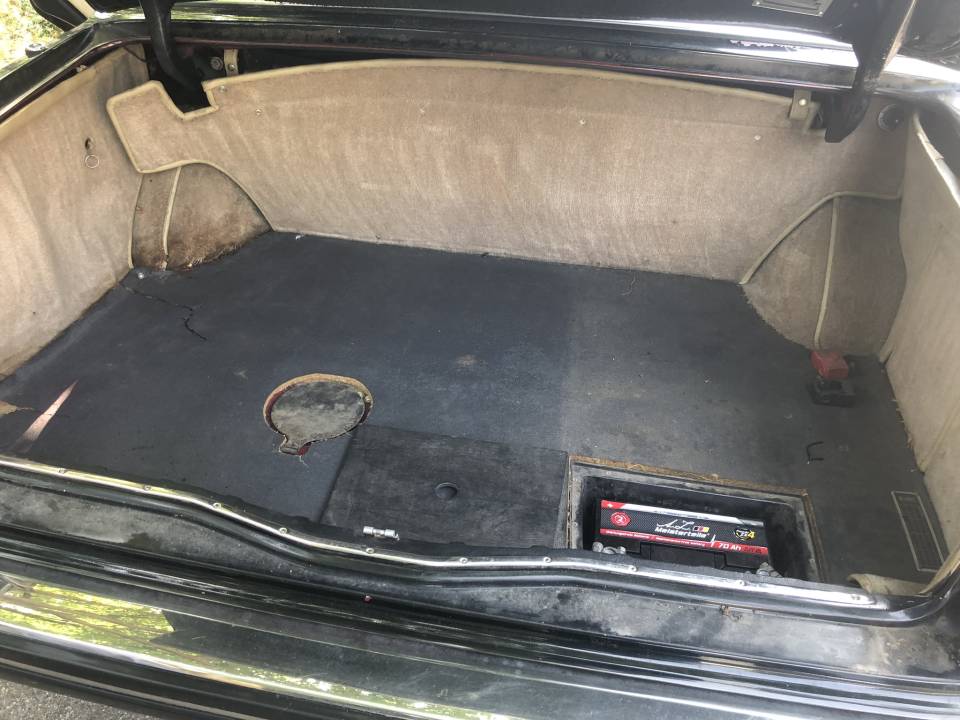 Bild 34/47 von Bentley Turbo R (1987)