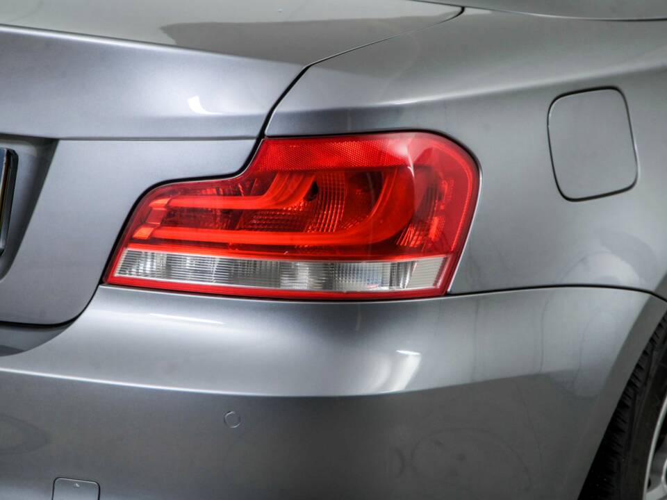 Immagine 30/50 di BMW 120i (2012)