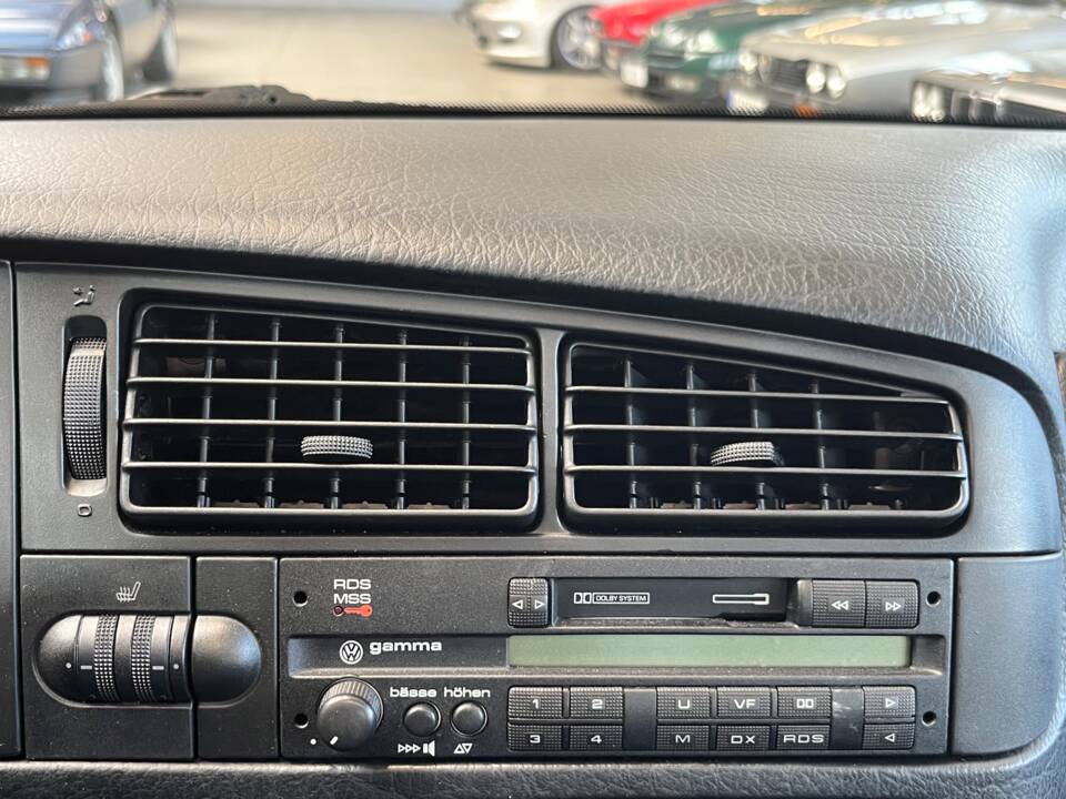 Bild 13/43 von Volkswagen Golf III 2.8 VR6 (1992)