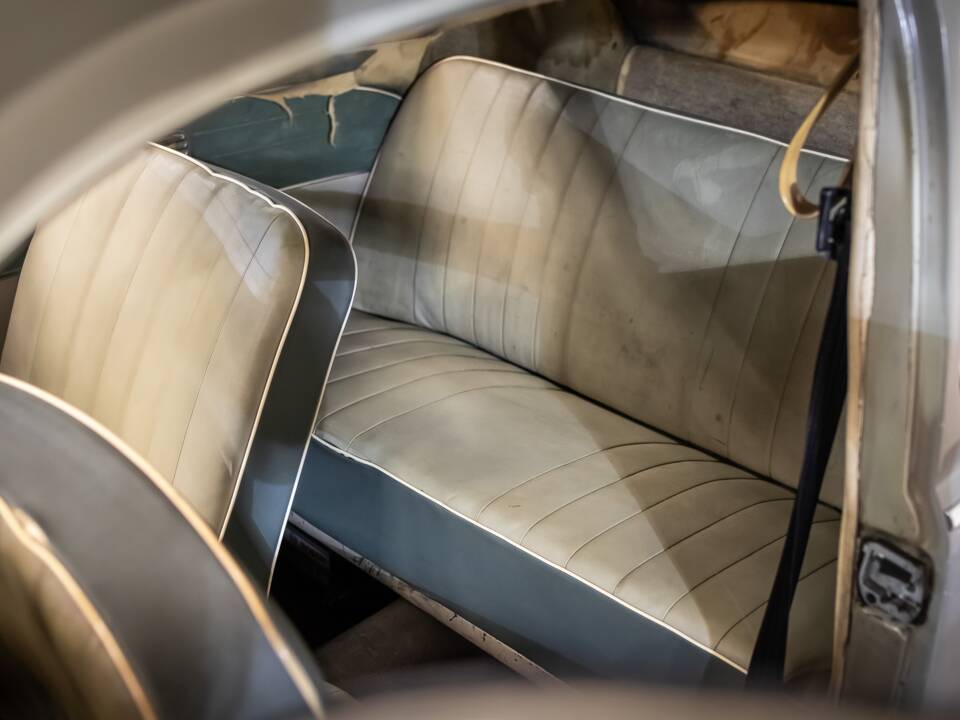 Bild 17/24 von Volkswagen Käfer 1200 Export "Dickholmer" (1958)