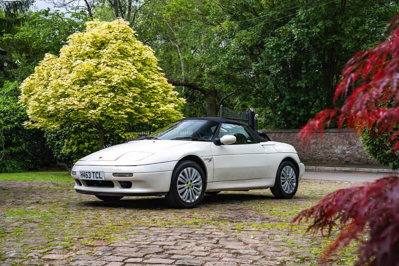 Bild 14/50 von Lotus Elan (1991)