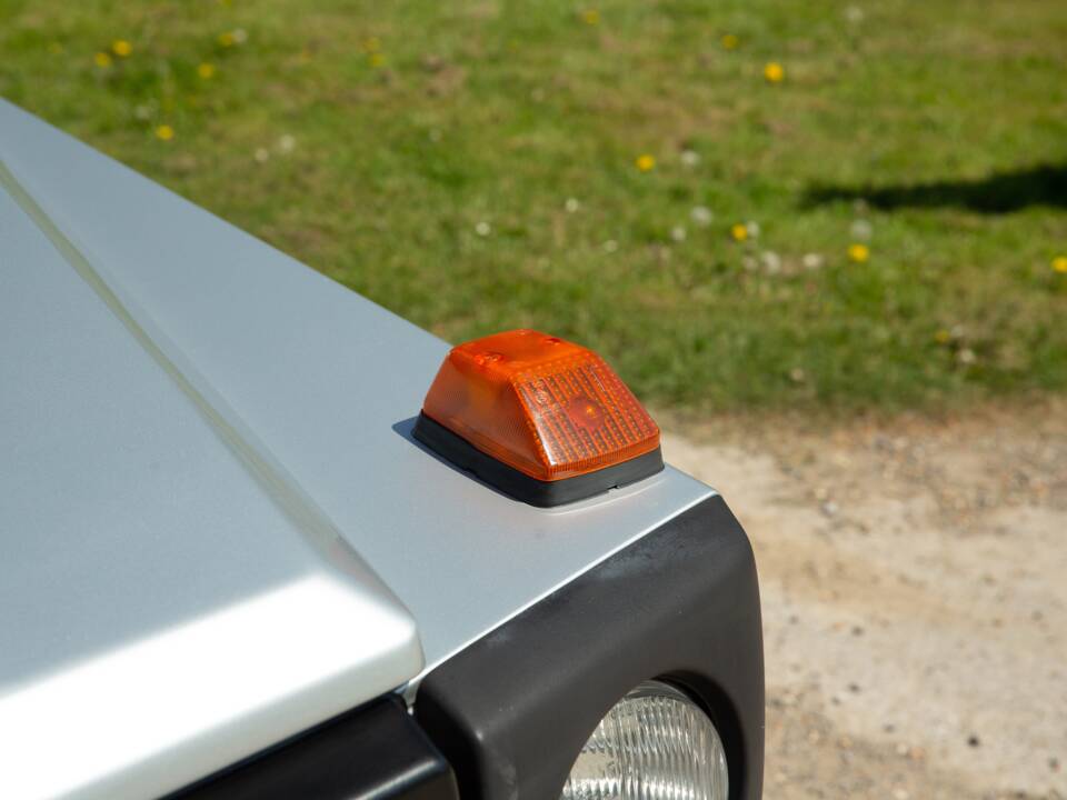 Image 22/45 of Mercedes-Benz 280 GE (LWB) (1989)