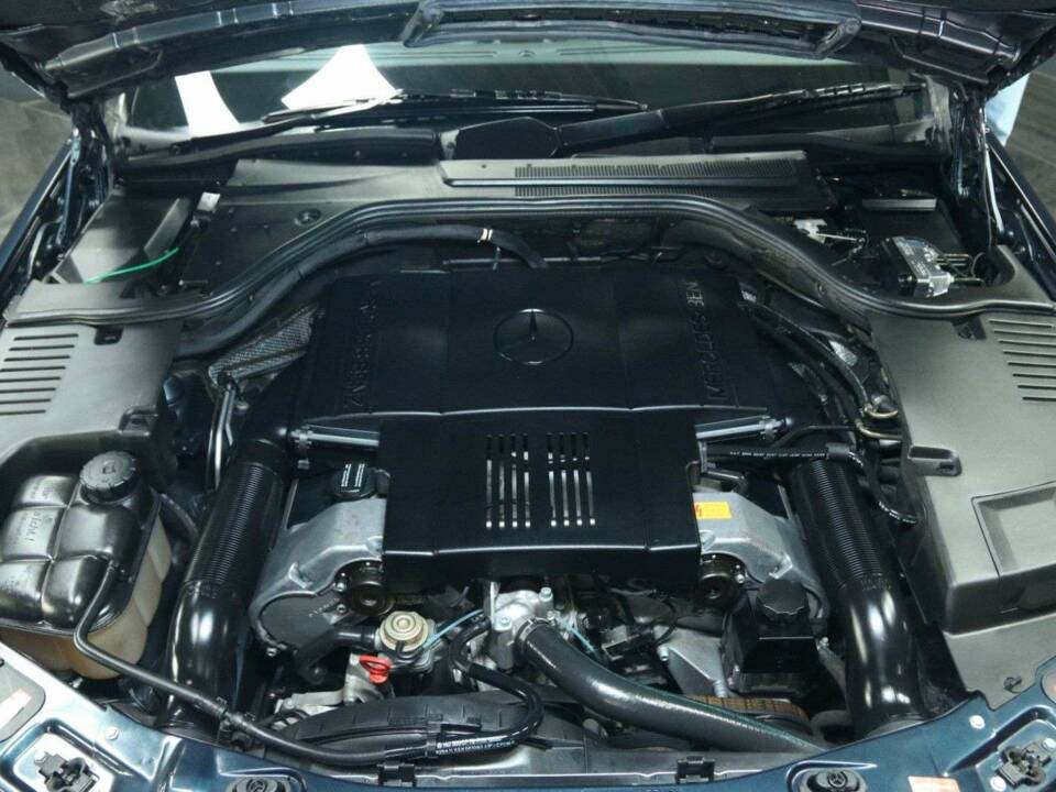 Bild 39/50 von Mercedes-Benz CL 420 (1998)