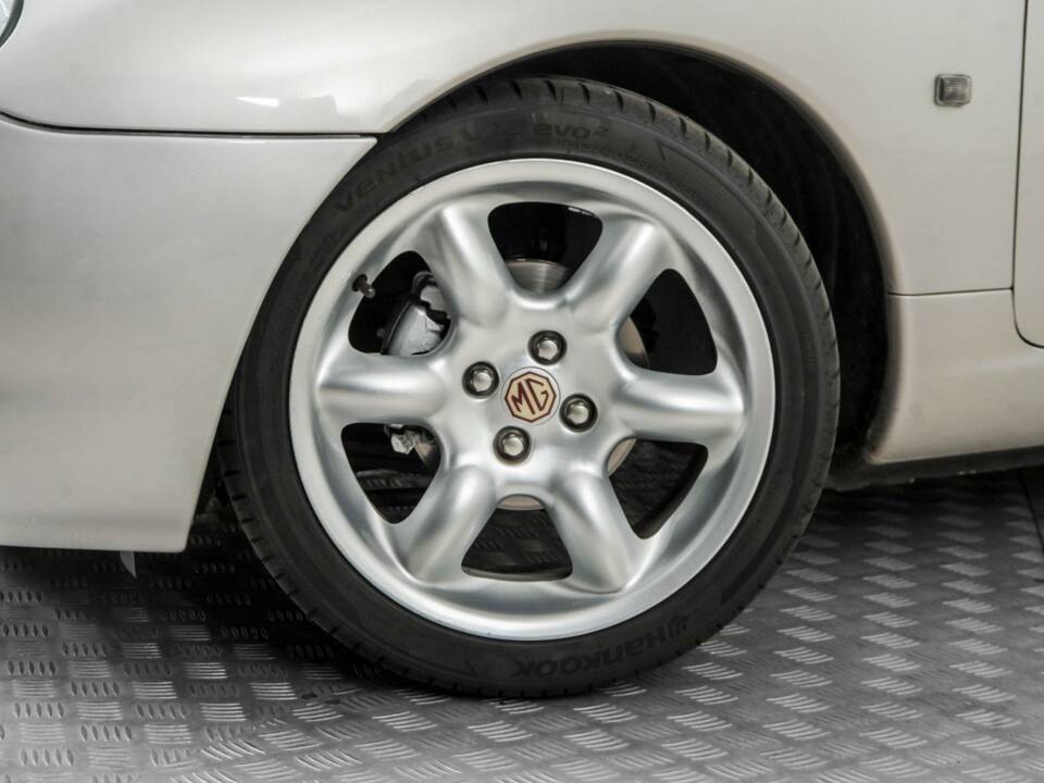 Immagine 4/50 di MG F 1.8i VVC (2000)