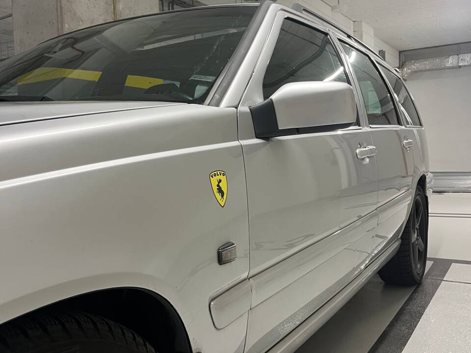 Bild 6/34 von Volvo V70 R AWD (1998)