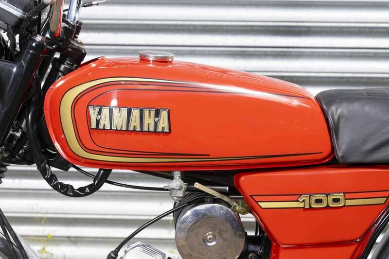Bild 8/19 von Yamaha DUMMY (1989)