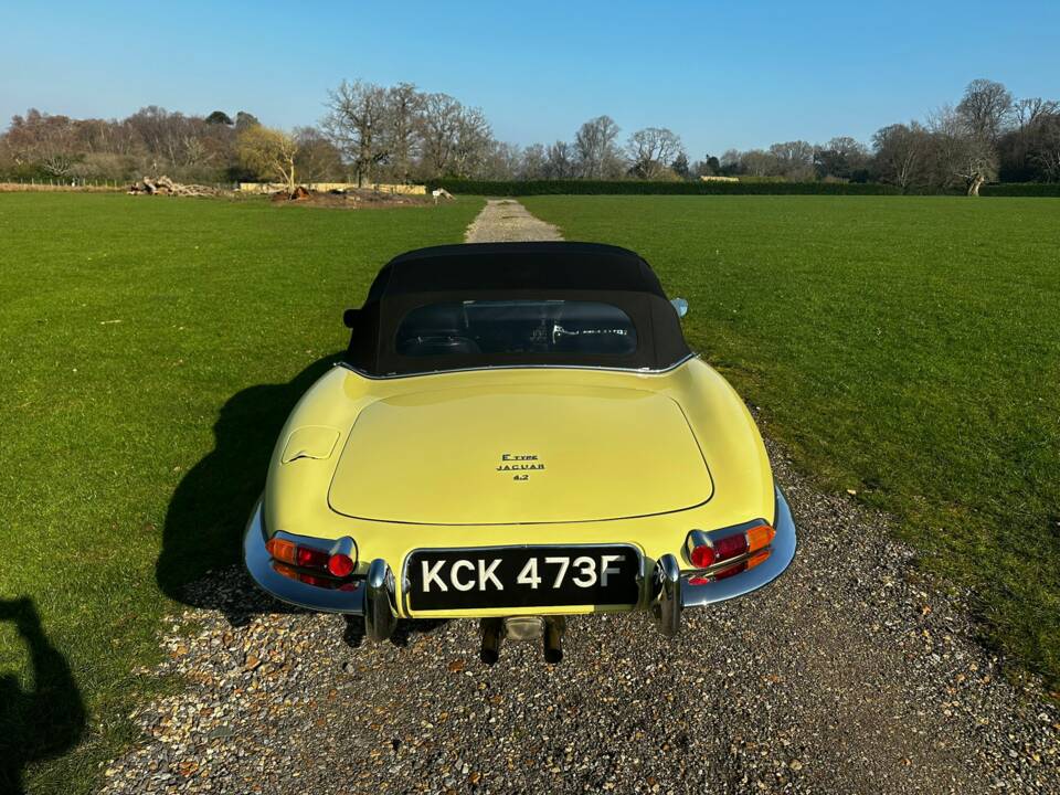 Afbeelding 13/100 van Jaguar E-Type (1968)