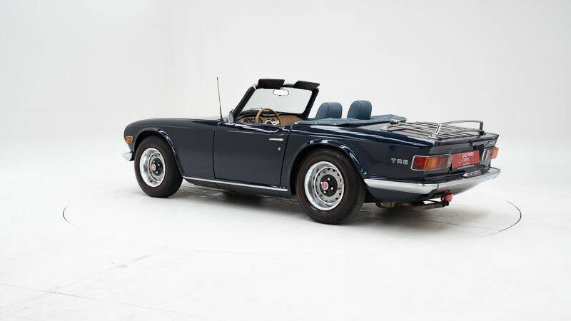 Immagine 4/15 di Triumph TR 6 (1969)