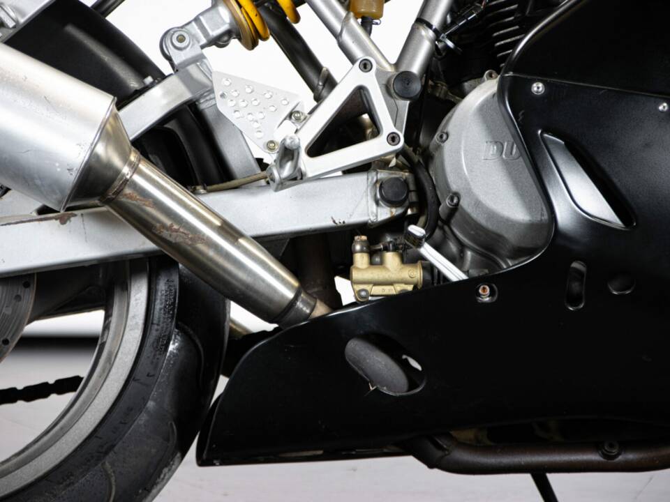 Immagine 36/50 di Ducati 750 SS i.e. (2001)