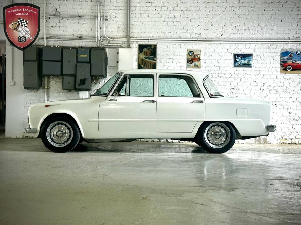 Immagine 9/69 di Alfa Romeo Giulia Nuova Super 1600 (1975)