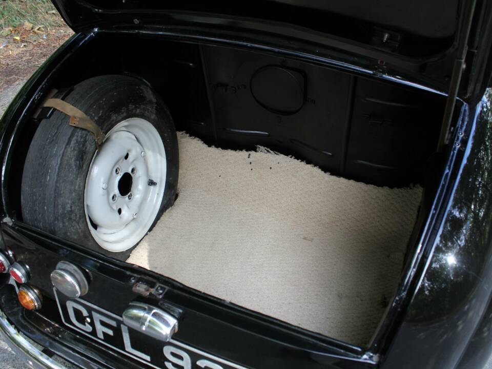 Image 16/16 of Austin A 30 Seven (1954)