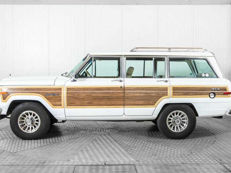 Afbeelding 9/50 van Jeep Wagoneer Limited (1982)