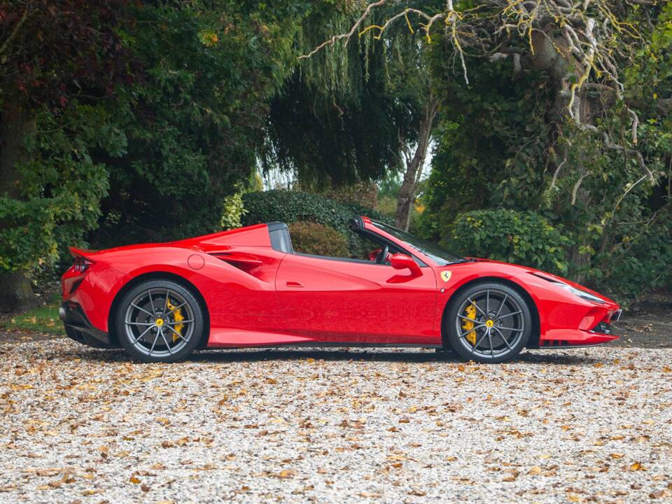 Bild 5/43 von Ferrari F8 Spider (2020)