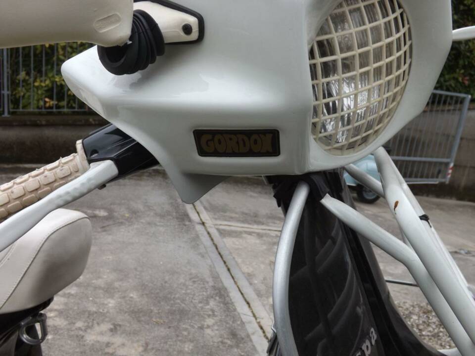 Bild 29/50 von Piaggio Vespa PX 125 E (1983)