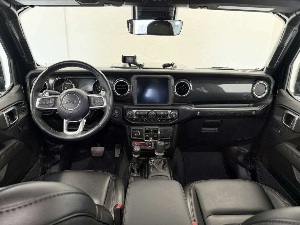 Bild 25/28 von Jeep Wrangler Rubicon 392 (2022)