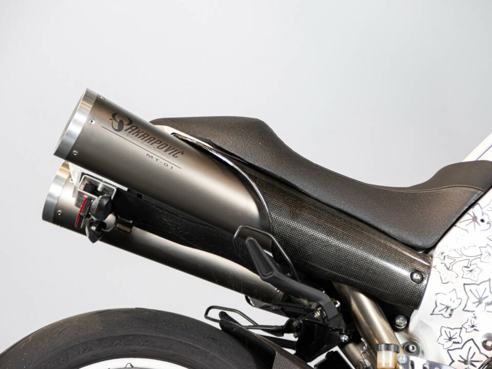 Image 37/50 of Yamaha DUMMY (2007)