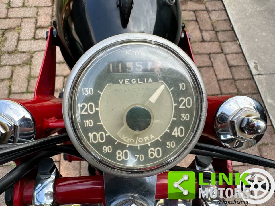 Immagine 8/10 di Moto Guzzi DUMMY (1952)