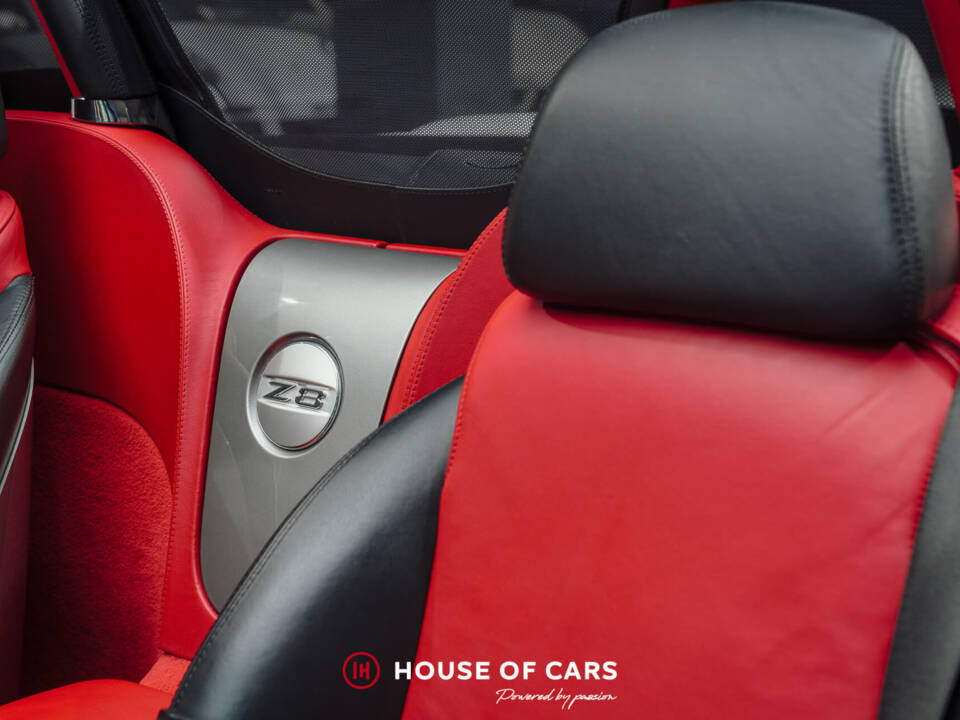 Image 23/25 of BMW Z8 (2000)