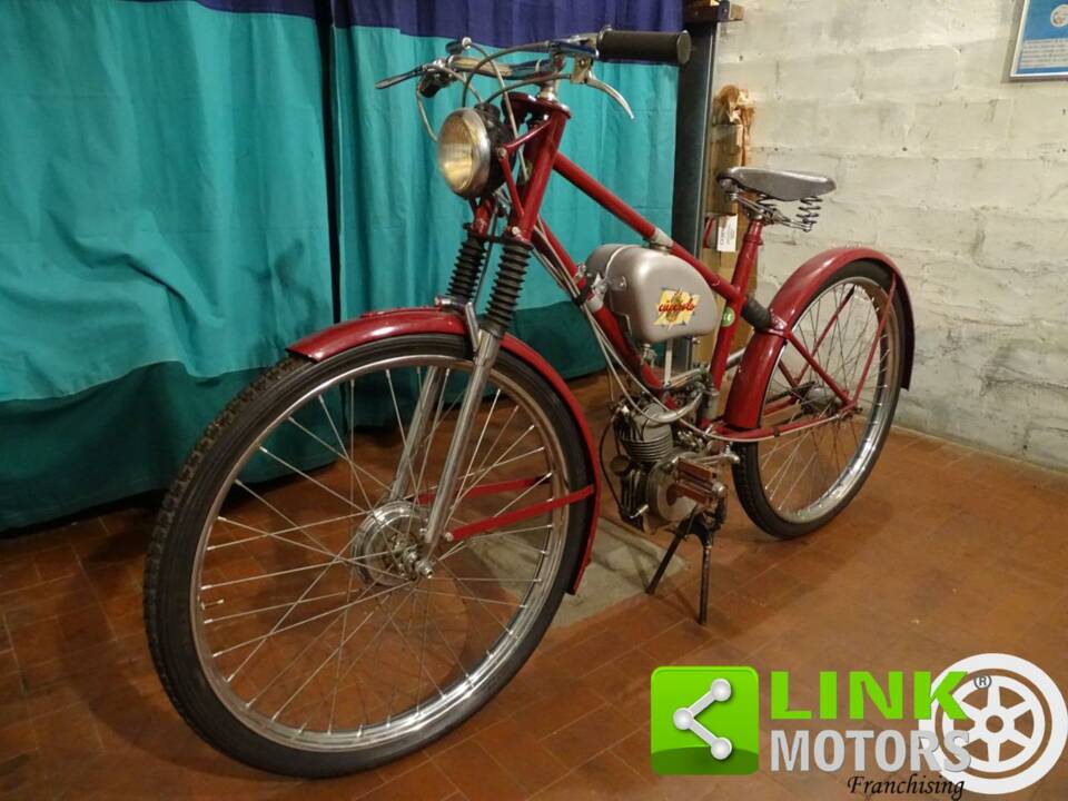Bild 1/10 von Ducati DUMMY (1946)