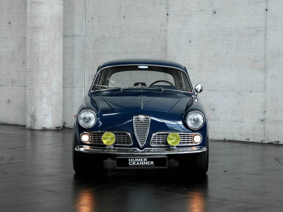 Image 7/50 de Alfa Romeo Giulia 1600 Sprint (1962)
