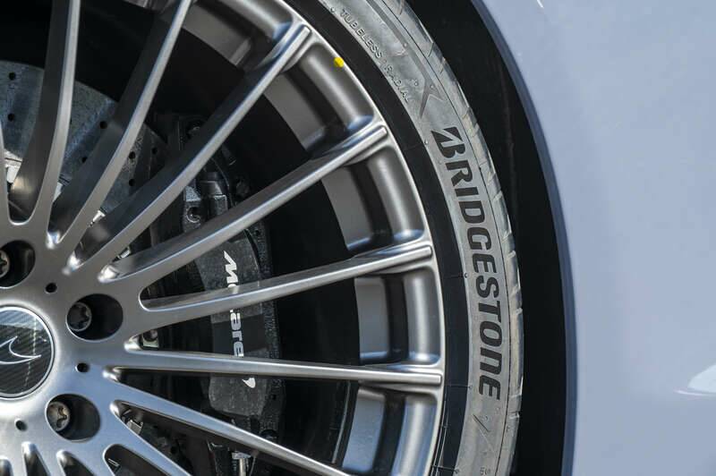 Image 34/37 of McLaren 675LT Spider (2016)