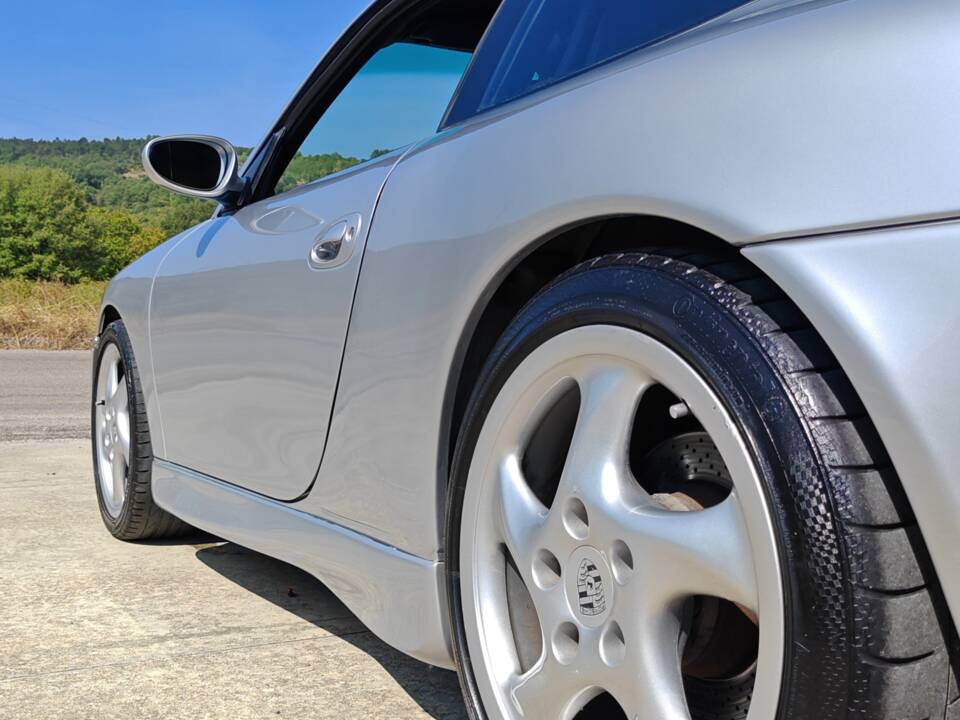 Image 25/50 de Porsche 911 Carrera (1999)