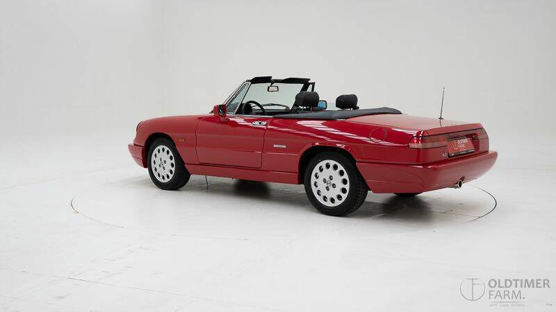 Image 4/15 of Alfa Romeo 2.0 Spider (1993)