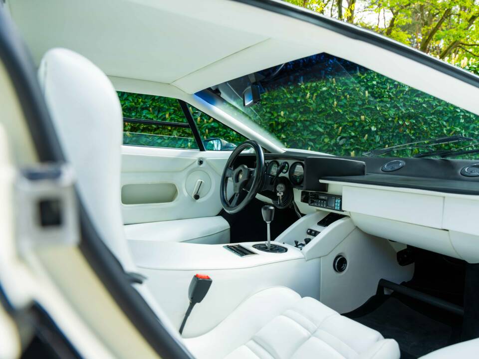 Image 17/20 of Lamborghini Countach 5000 S (1983)