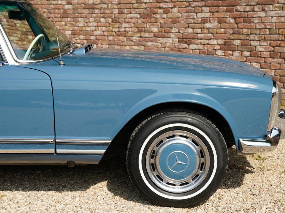 Imagen 41/50 de Mercedes-Benz 280 SL (1968)