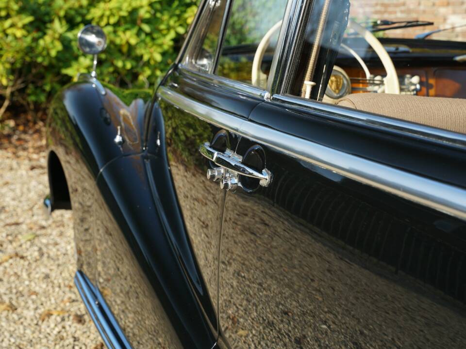 Afbeelding 15/50 van BMW 502 - 3.2 Litre (1958)