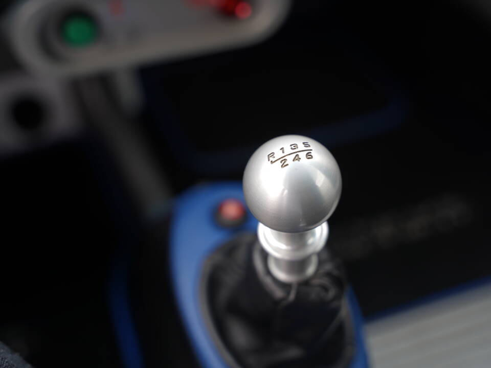 Image 44/50 of Lotus Exige S 240 (2008)