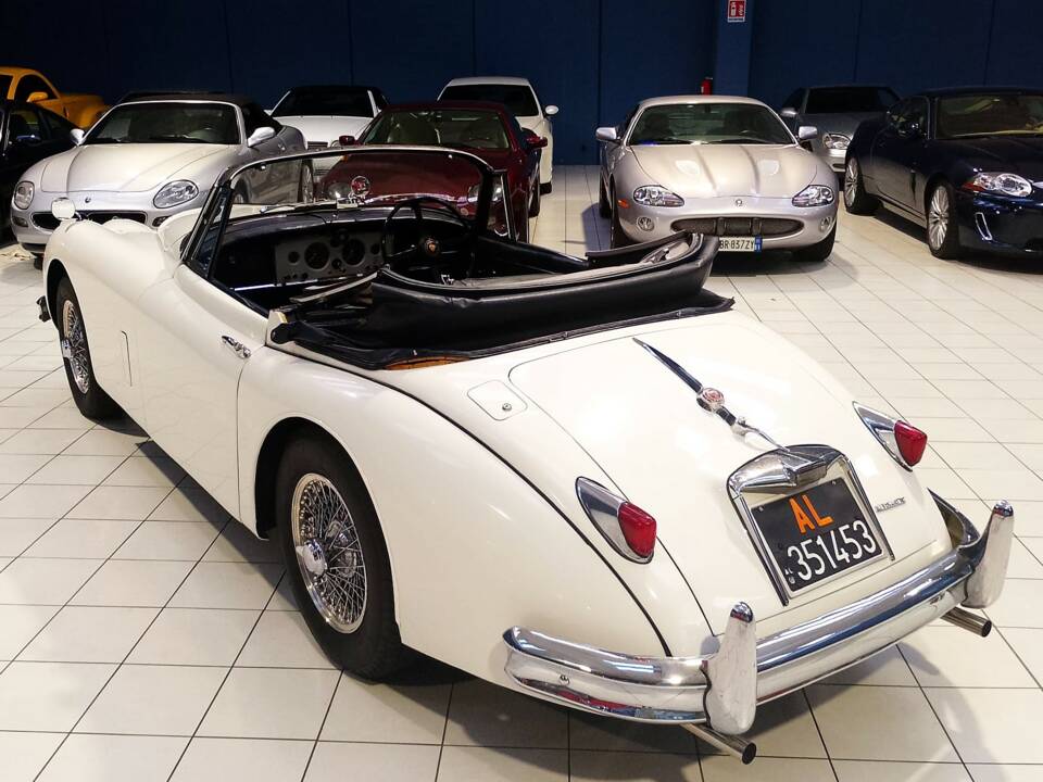 Bild 8/40 von Jaguar XK 150 DHC (1958)