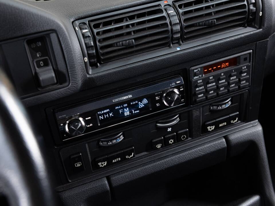 Bild 14/34 von BMW M5 (1993)