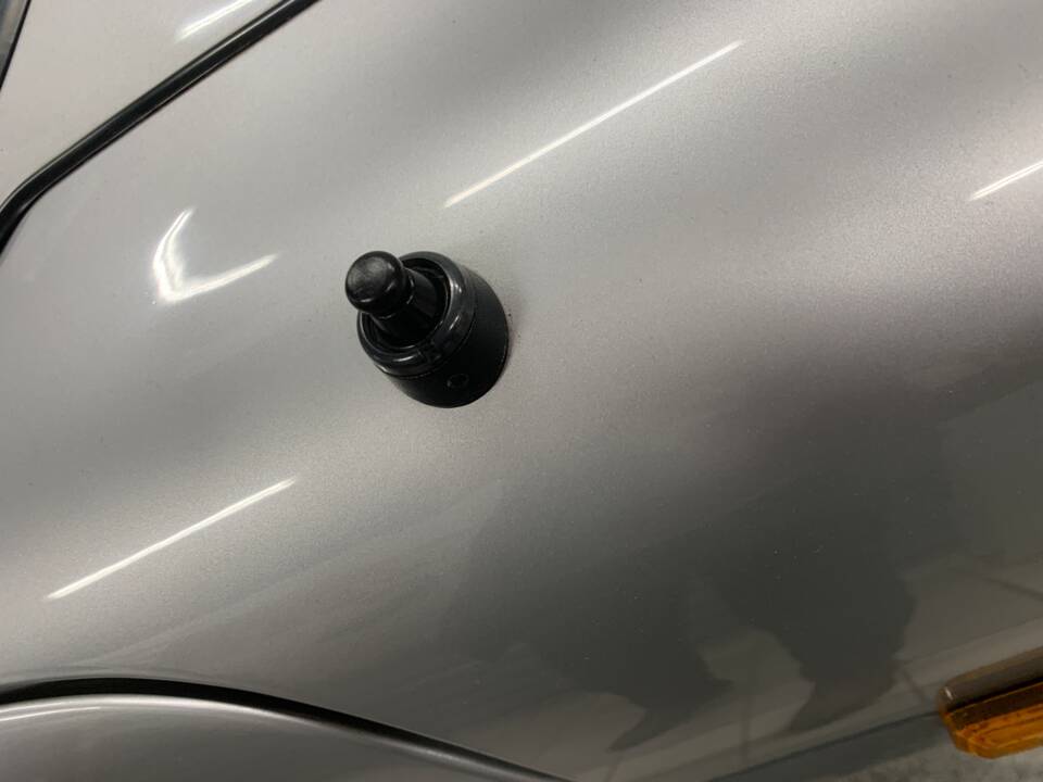 Image 42/132 of Porsche 911 Speedster 3.2 (1989)