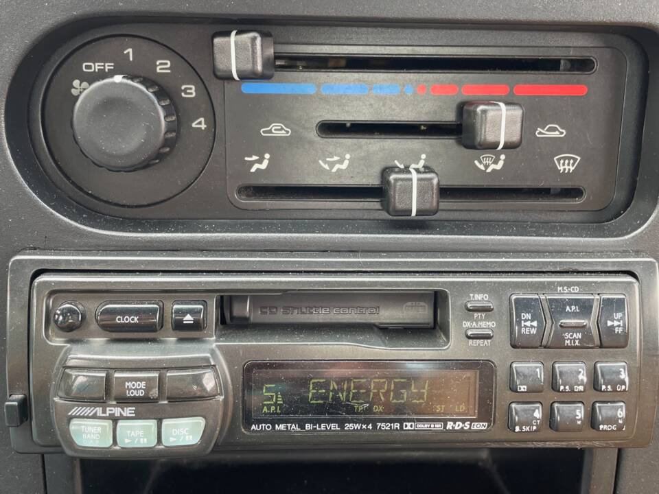 Image 17/21 of Mazda MX-5 1.6 (1991)