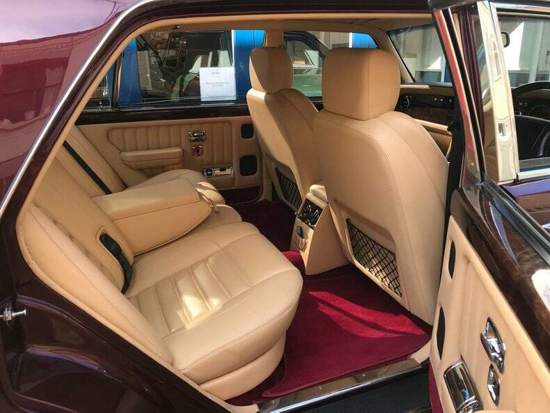 Imagen 10/26 de Bentley Brooklands R Mulliner (1998)