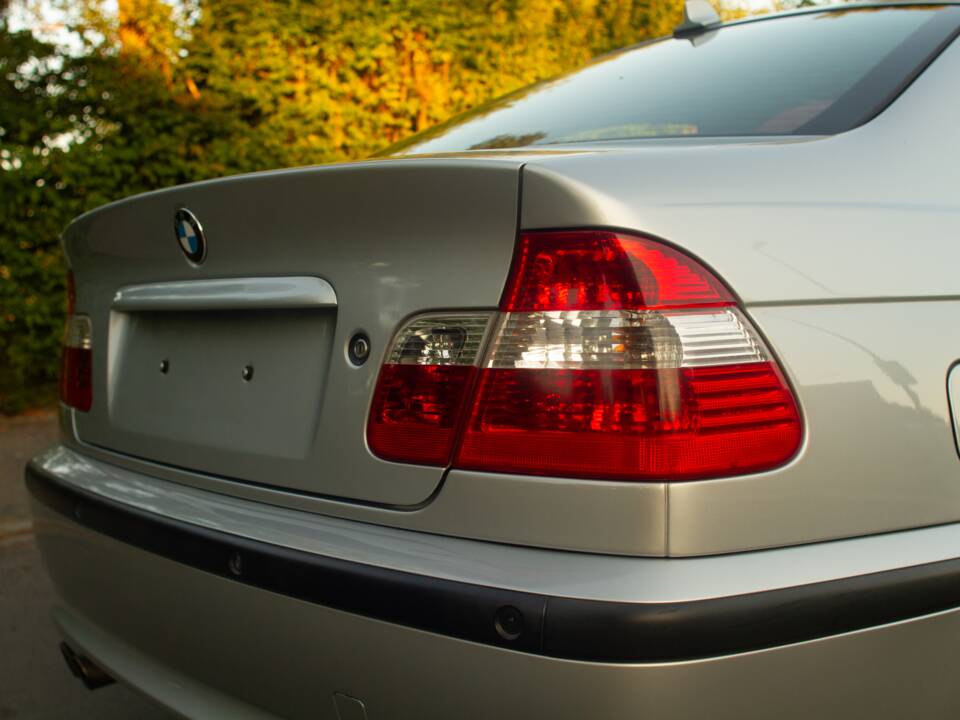 Afbeelding 44/58 van BMW 330i (2002)