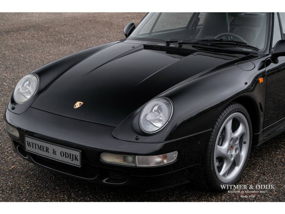 Image 17/32 de Porsche 911 Carrera S (1997)