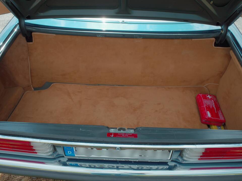Image 14/15 of Mercedes-Benz 280 SL (1983)