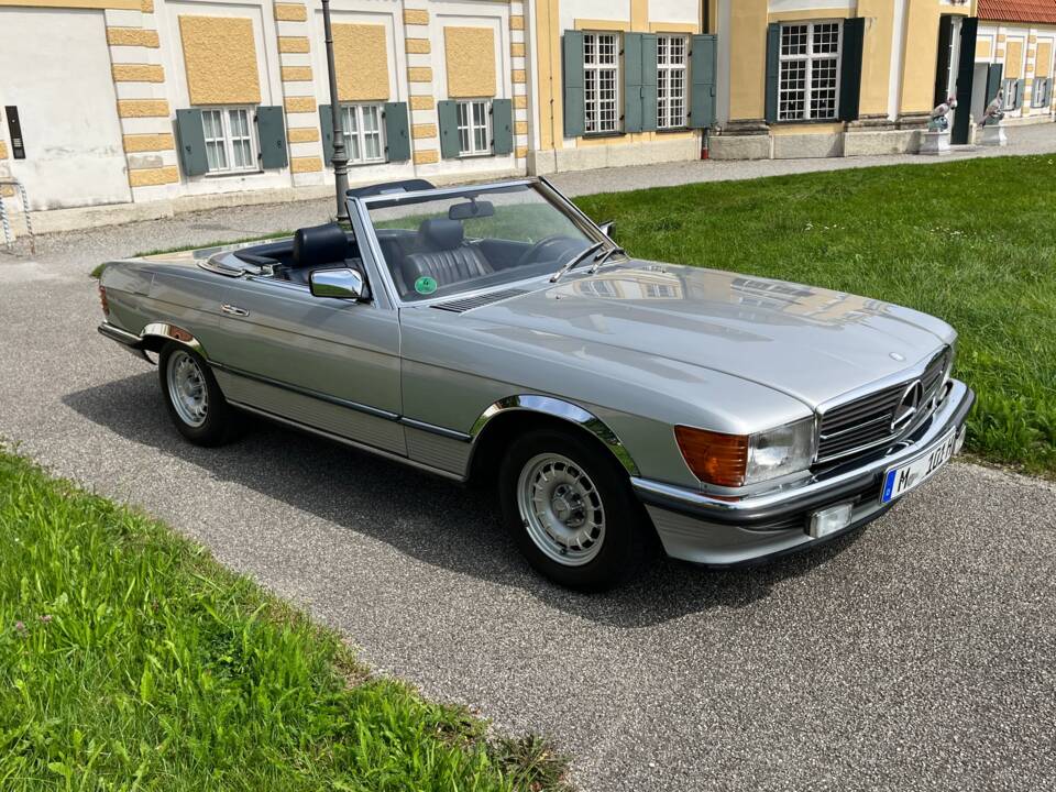 Imagen 21/77 de Mercedes-Benz 280 SL (1984)