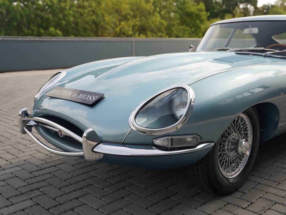Image 28/50 de Jaguar Type E 3.8 (1962)